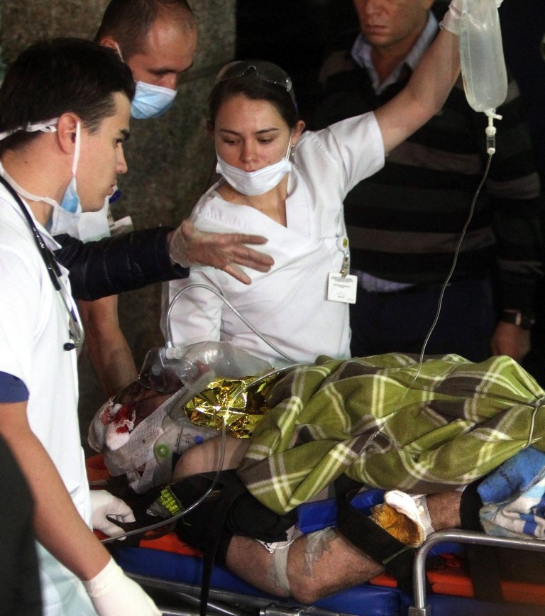 Medical staff from the San Juan de Dios hospital transfer Brazilian journalist Rafael Henze as he arrives at La Ceja in Colombia on 29 November 2016, after surviving a plane crash....#thenewscompany  #doinikbarta